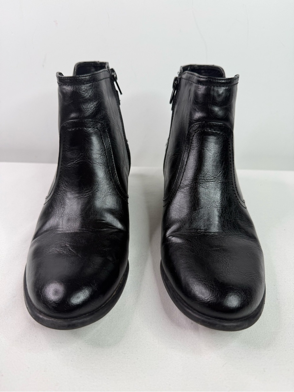 Unisa Black Unpalized Ankle Boot Zipper Entry Size 10